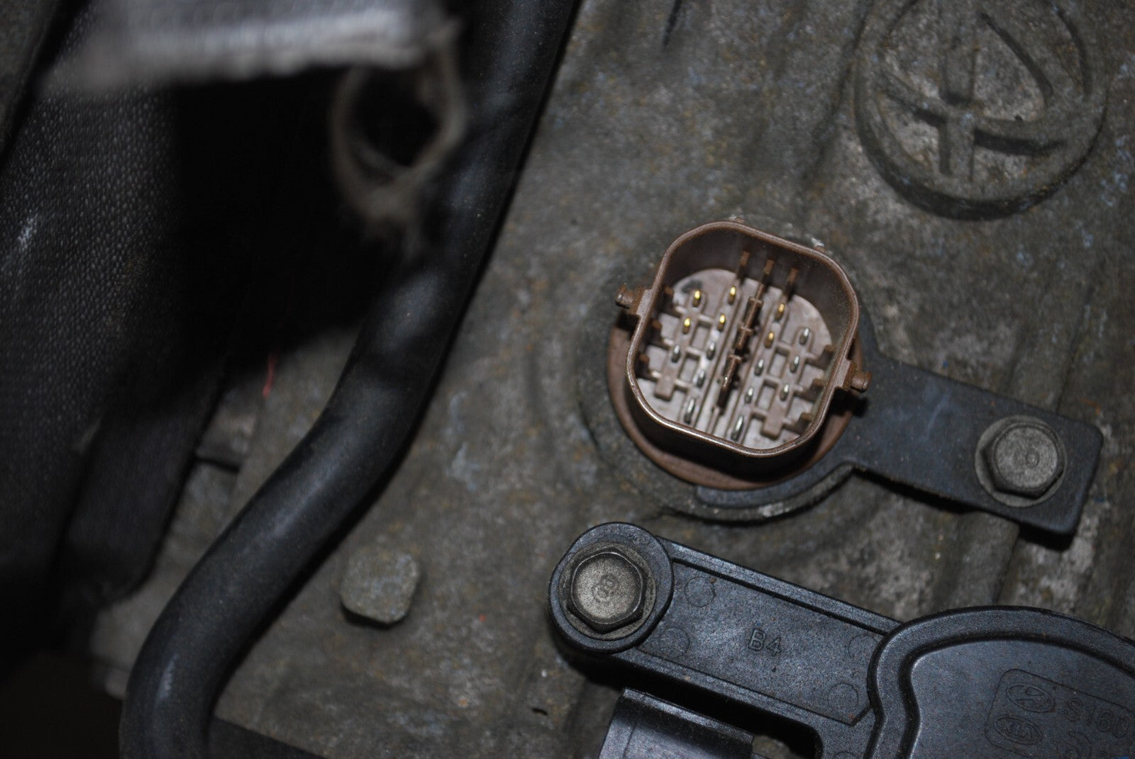 Used Automatic Transmission Assembly fits: 2011-2013 Hyundai Sonata AT 2.4L