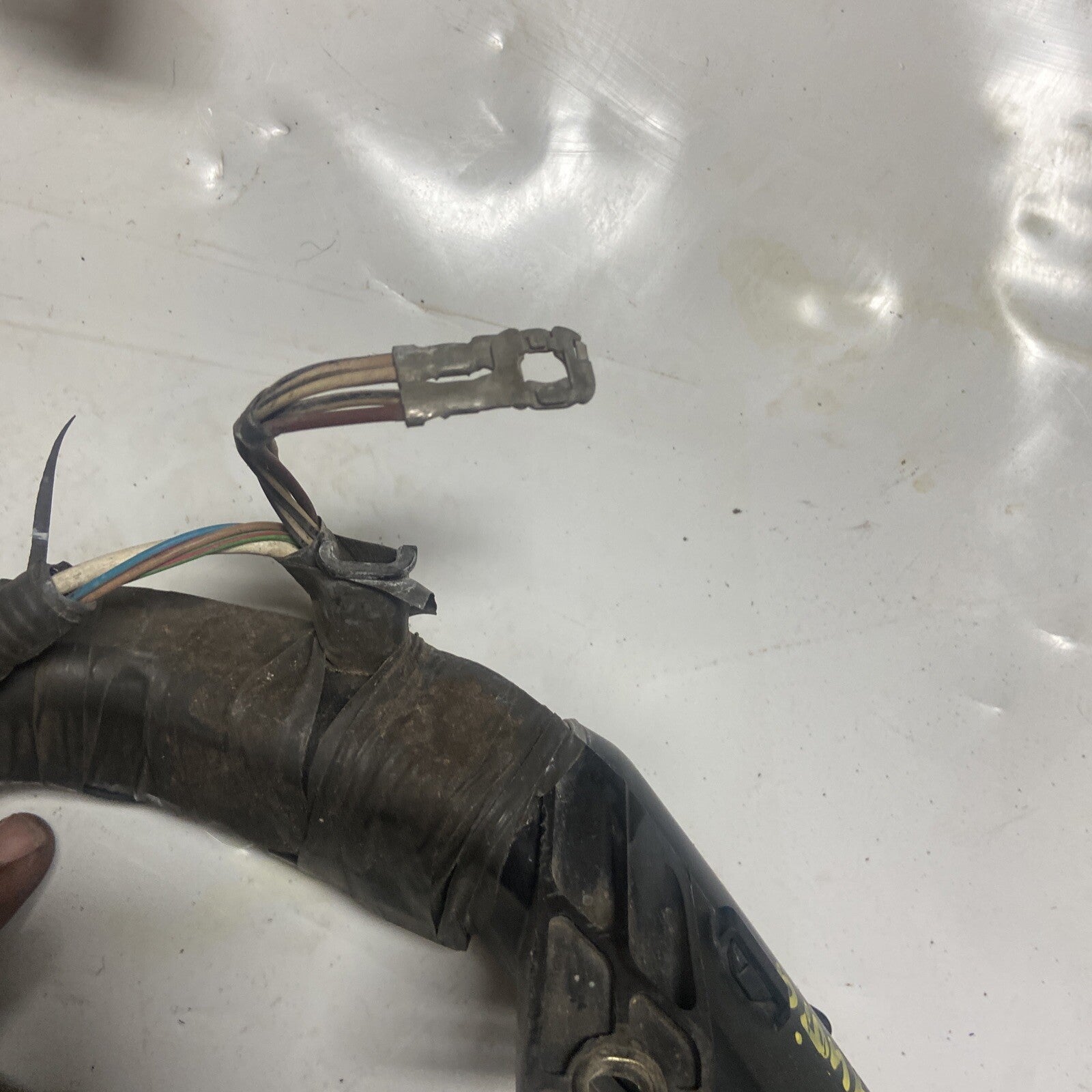 02,03,04,05 Toyota Sequoia Engine Wiring Harness