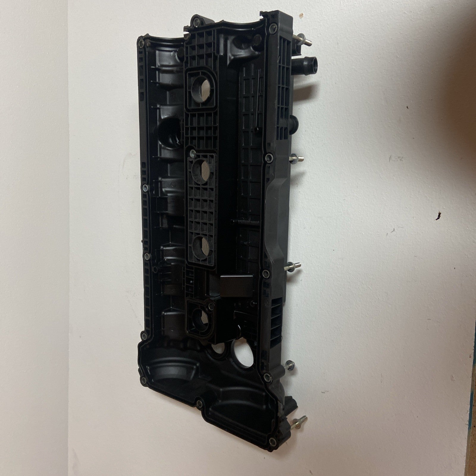 2016 Ford Fusion Engine Cylinder Head Valve Cover