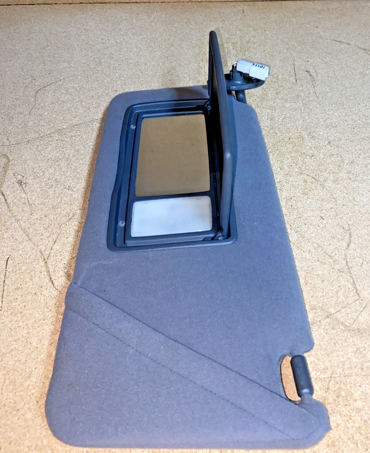 1998-2000 LEXUS LS400 Front Left Driver Side Sun Visor OEM 74320-50101