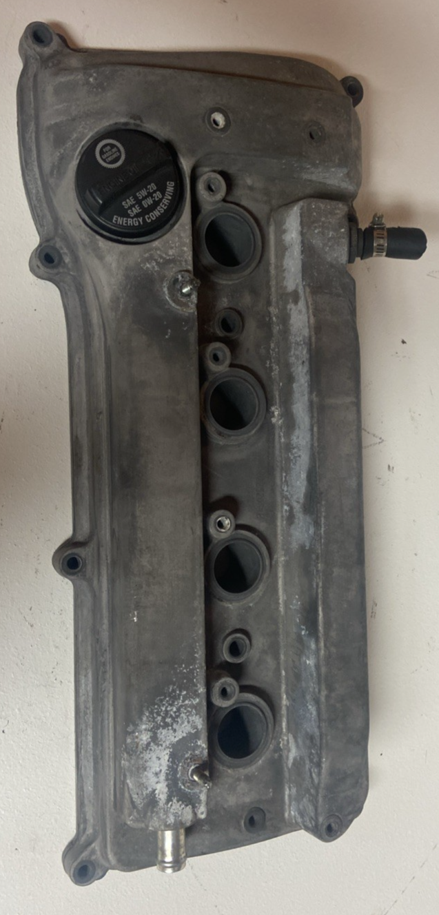 2002-2009 Toyota Camry Engine Valve Cover