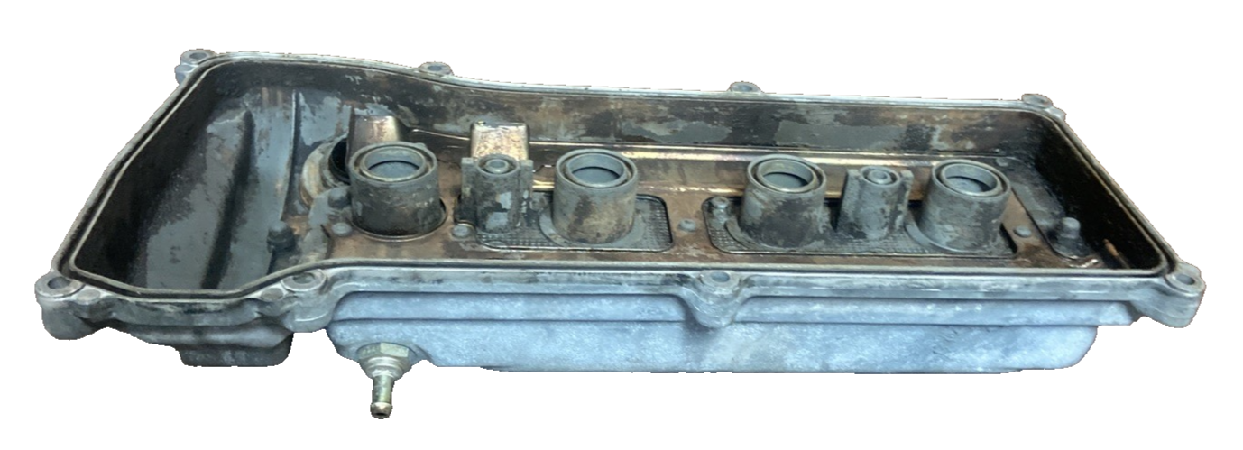 2005 Toyota Highlander 2.4L Engine Valve Cover