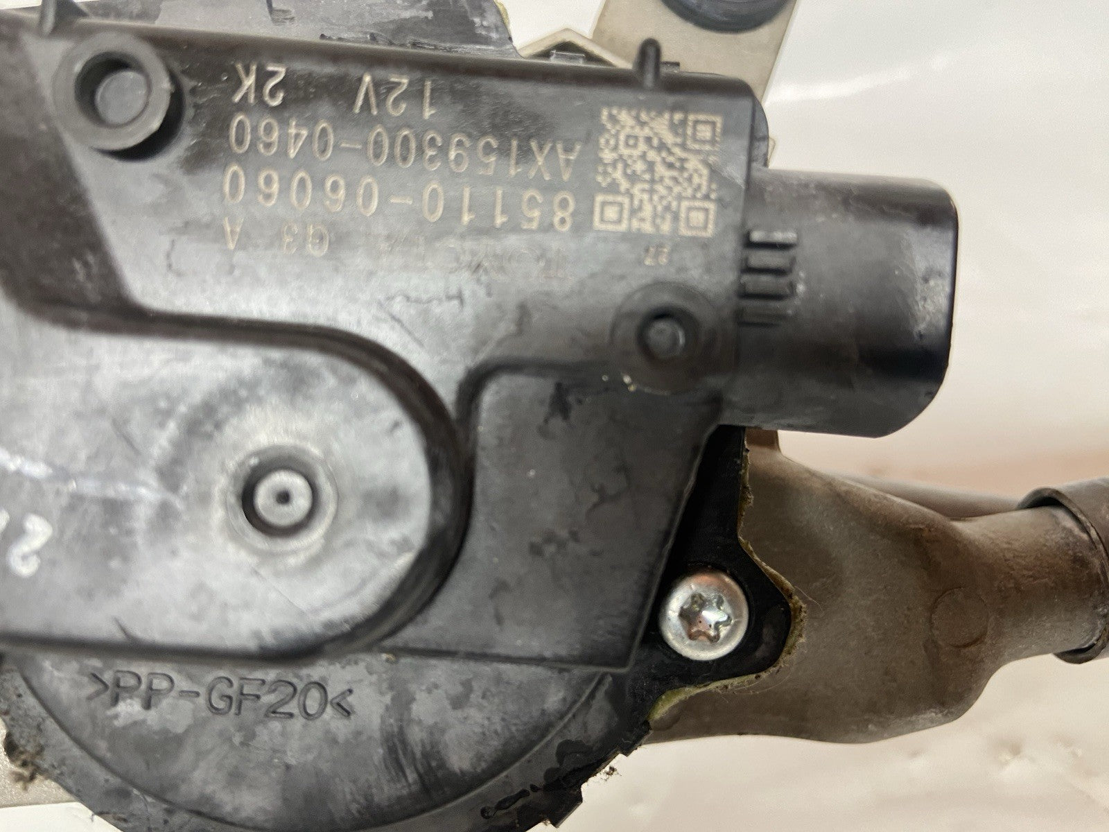 2007-2011 Toyota Camry Front Windshield Wiper Motor with Linkage 85110-06060 OEM