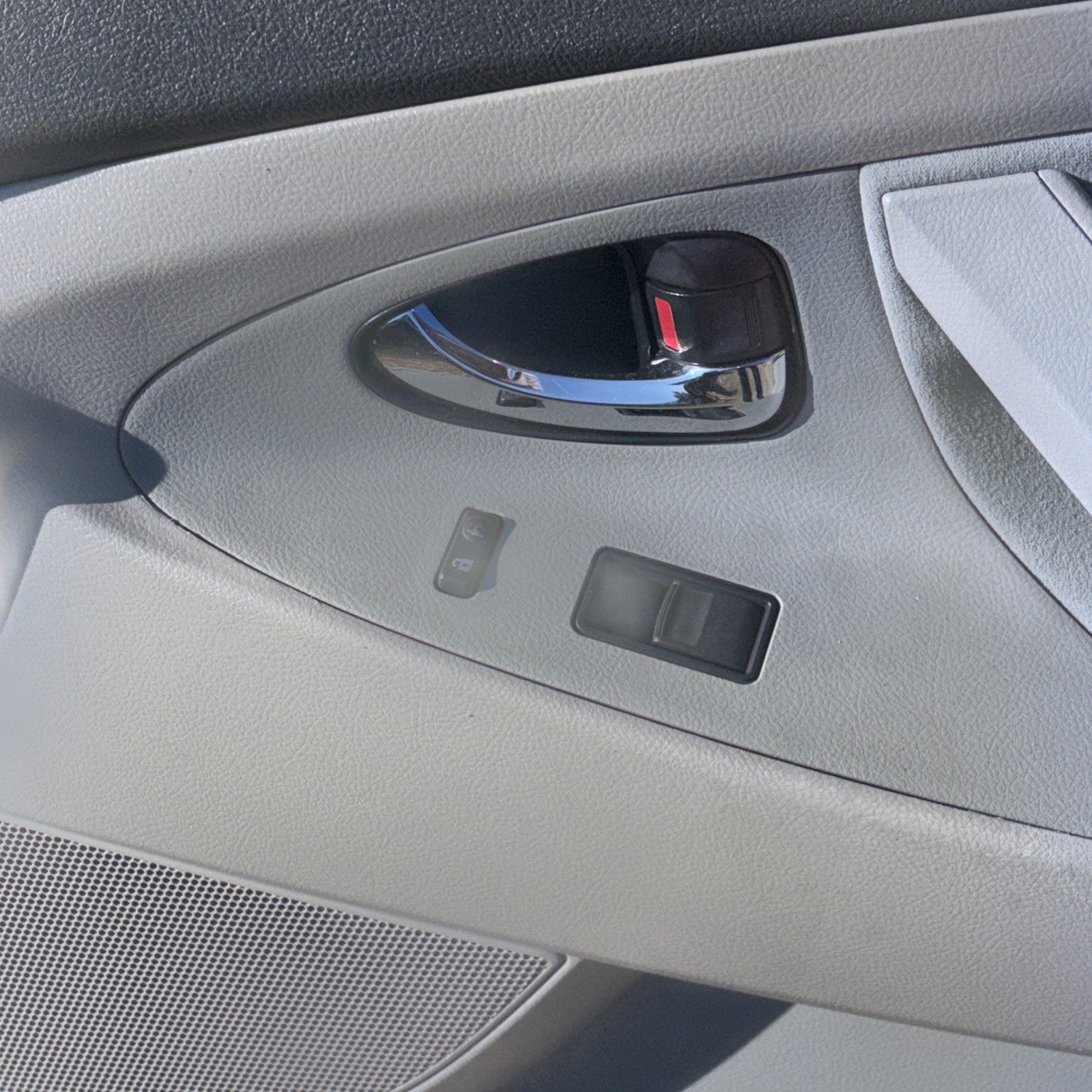 2007-2011 TOYOTA CAMRY RIGHT PASSENGER SIDE FRONT DOOR SHELL GRAY OEM
