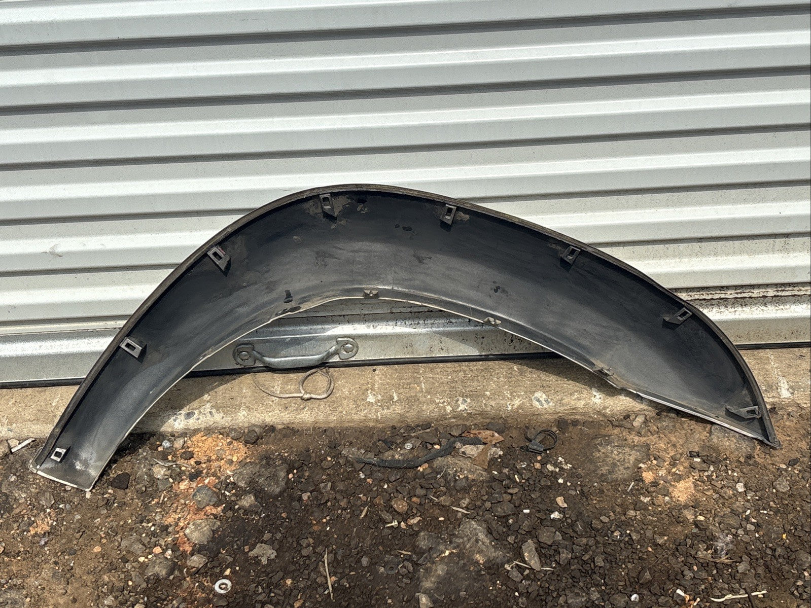 2001-2007 TOYOTA SEQUOIA FRONT RIGHT PASSENGER SIDE FENDER FLARE OEM