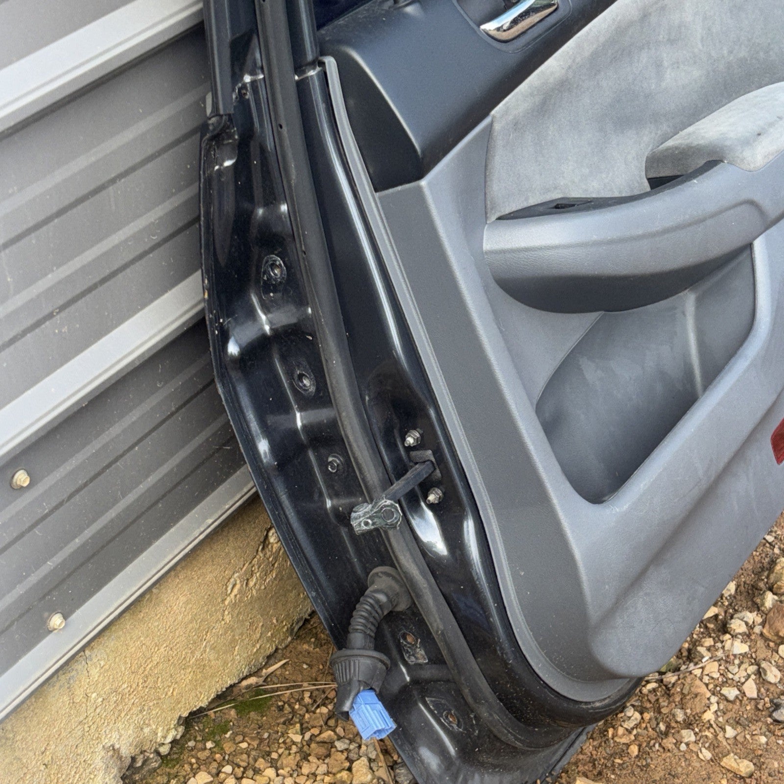 2004 Honda Accord Trasero Derecho PUERTA SIN ACCESORIOS Panel de puerta gris