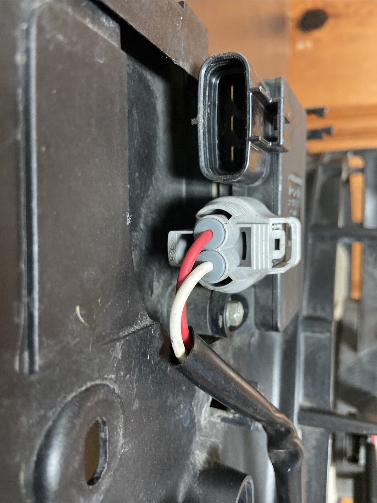 2011 Toyota Corolla Radiator Cooling Fan Assembly