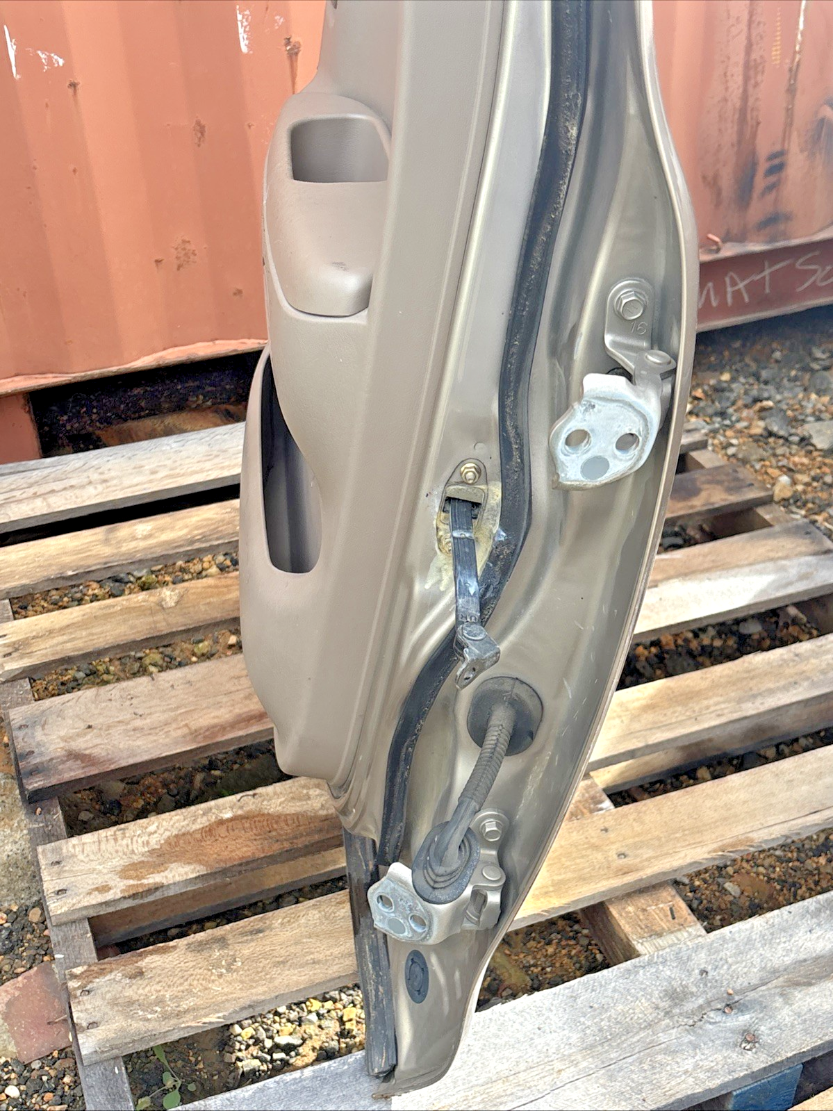2000-2006 Toyota Tundra Moldura Lateral Trasera Izquierda de la Puerta de Cabina Extendida