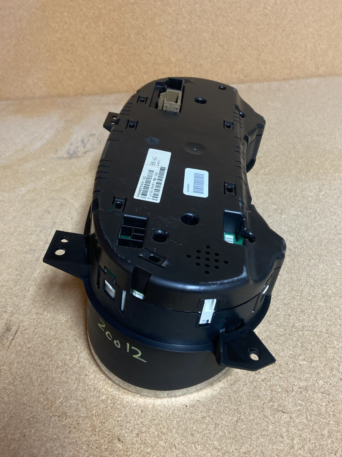 2011-2012 Dodge Grand Caravan Speedometer Instrument Cluster Gauge P68055681AG