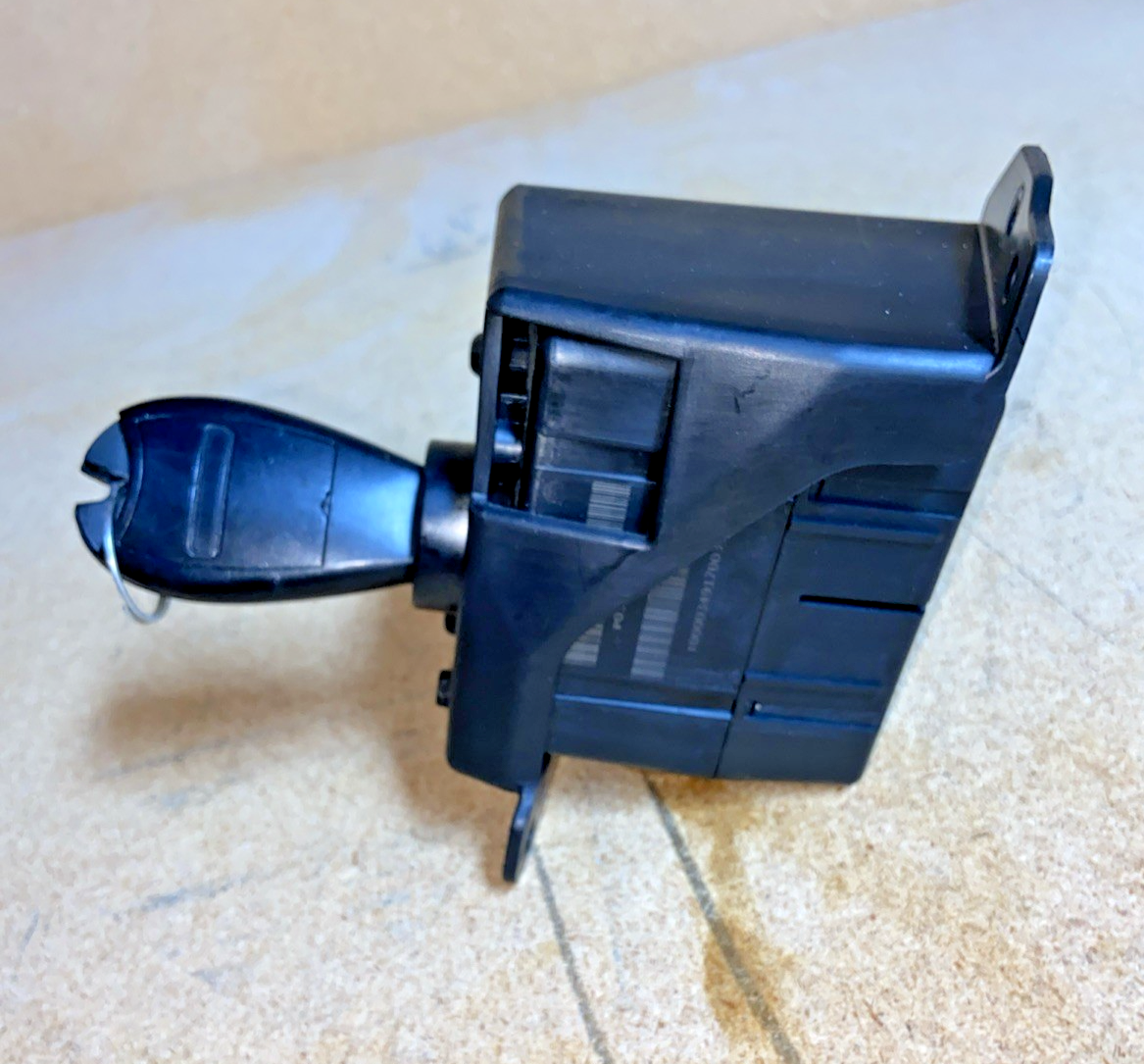 2011-2014 Dodge Caravan Ignition Switch With Fobik Fob Integrated Key Module OEM