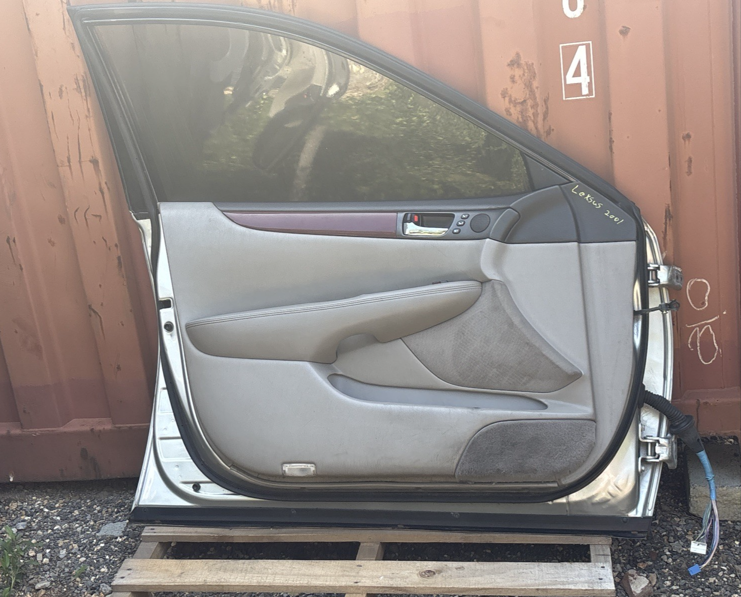 2002-2003 Lexus ES300 ES330 Front Left Driver Door Shell OEM Silver