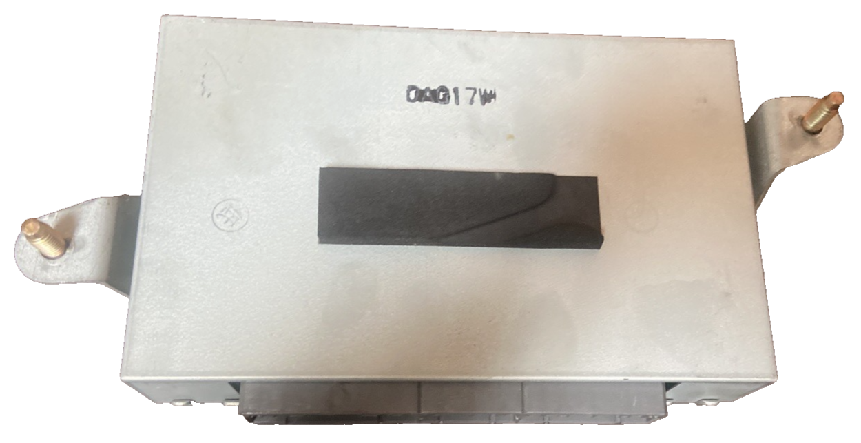 Módulo de control del motor (ECU o ECM) de un Lexus LS 430 de 2001