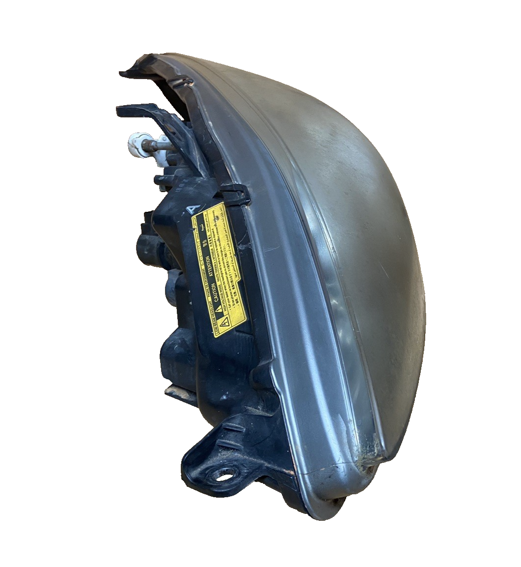 2002-2004 Lexus ES300 Front Left Driver Side Halogen Headlight