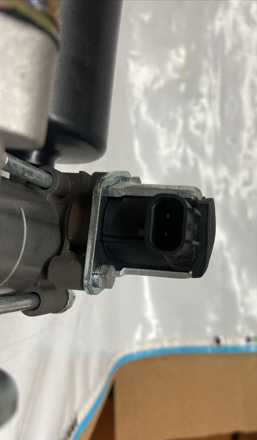 2003-2009 Lexus GX 470 Air Suspension Compressor Pump OEM