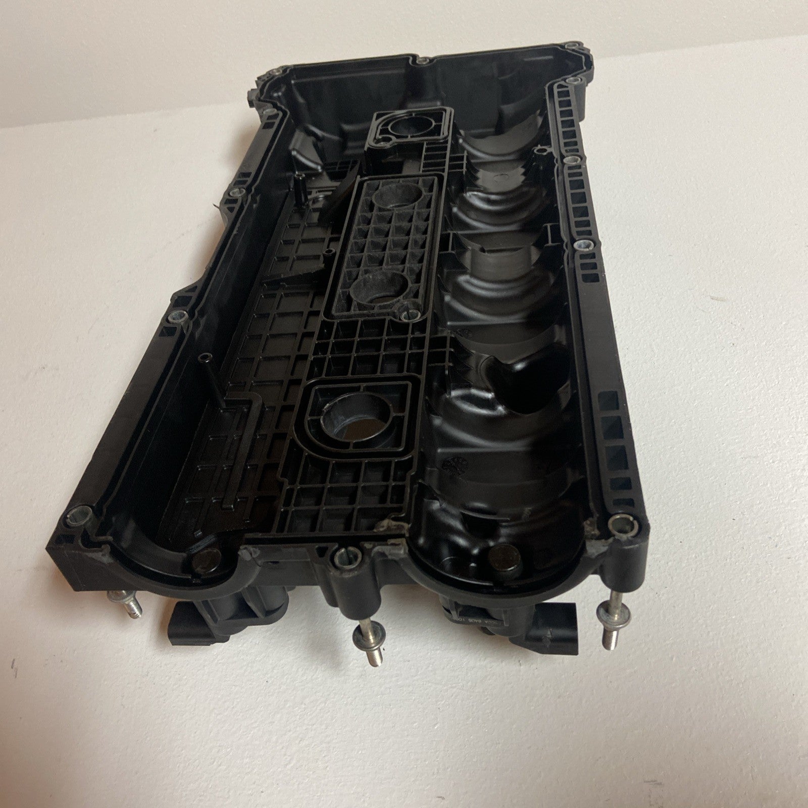 2016 Ford Fusion Engine Cylinder Head Valve Cover