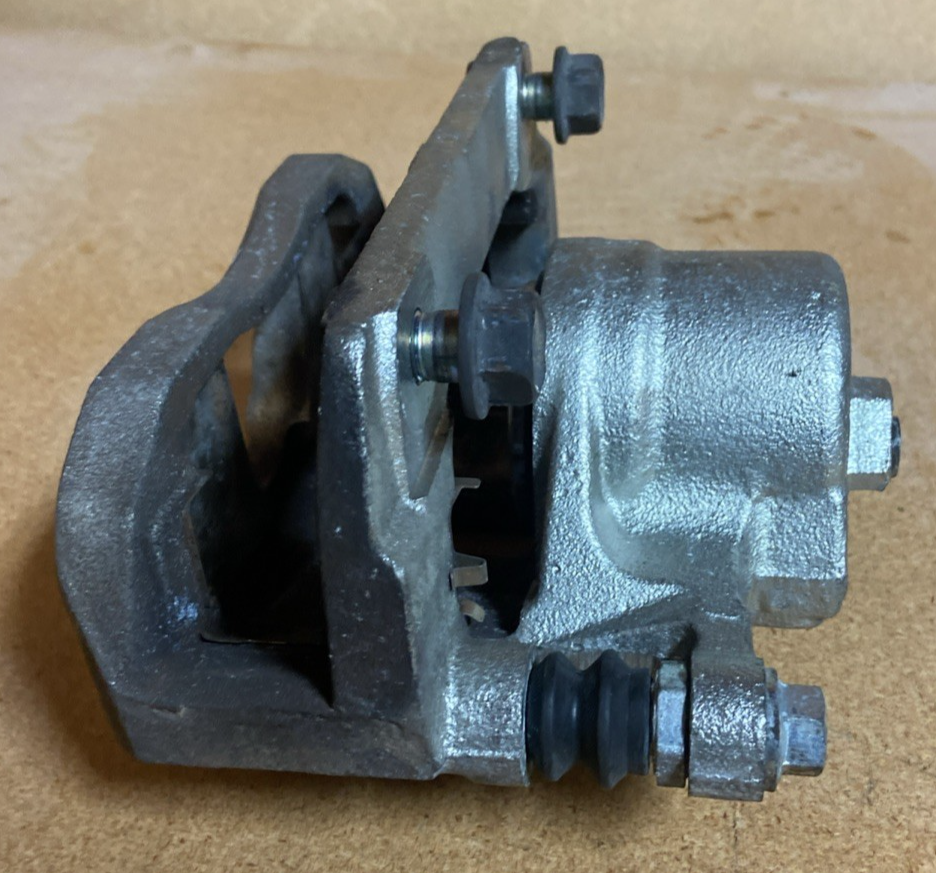 2006 Acura TSX Front Right Brake Caliper