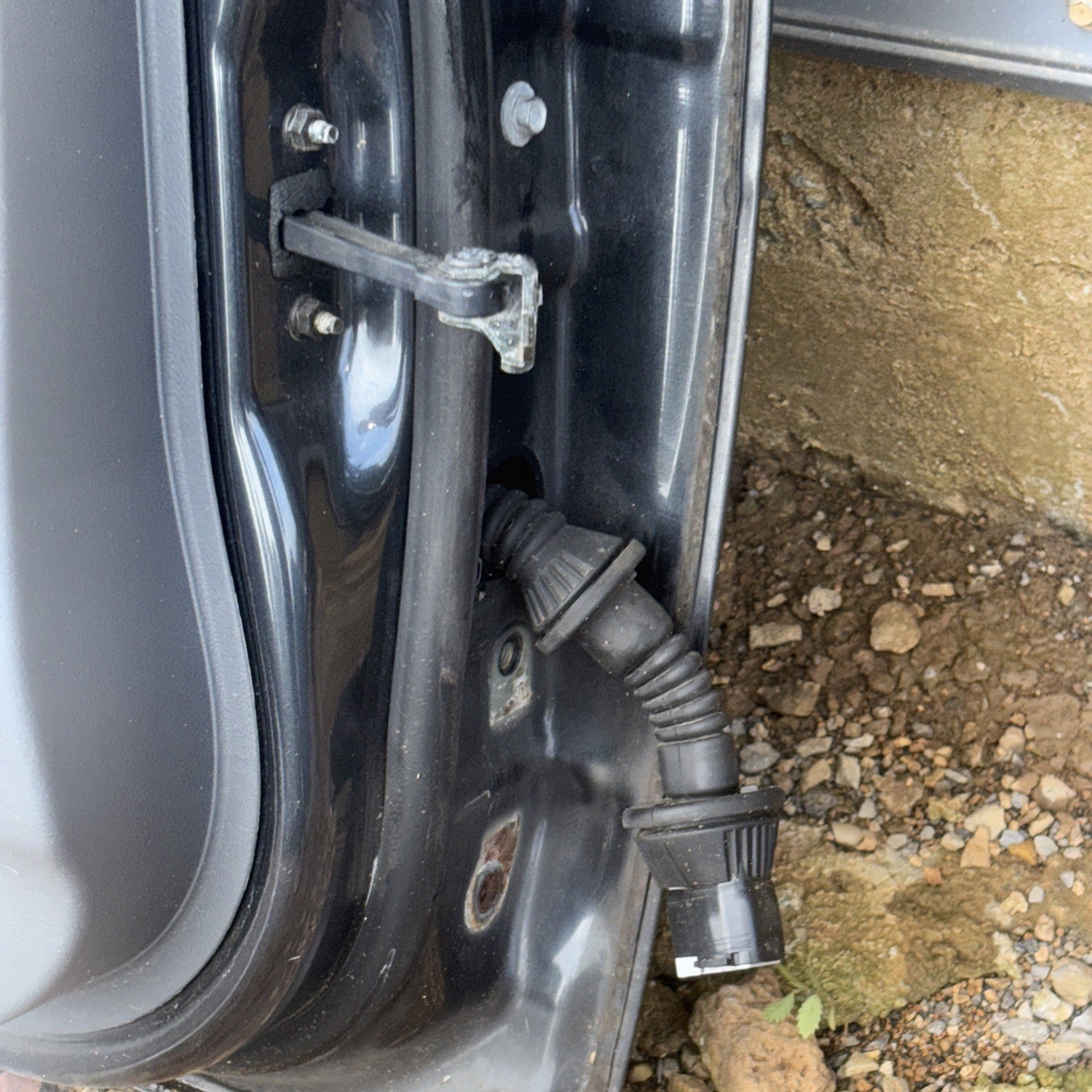 2007-2011 TOYOTA CAMRY Cubierta trasera izquierda de puerta plateada con panel de puerta *Abolladura