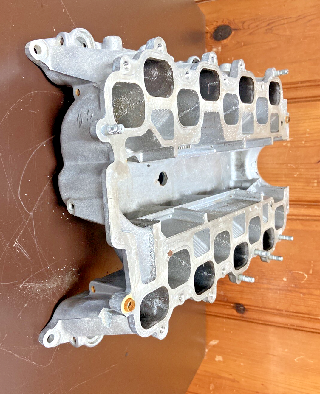 01-04 LEXUS LS430 GS430 4.3L LOWER ENGINE AIR INTAKE MANIFOLD ASSY OEM