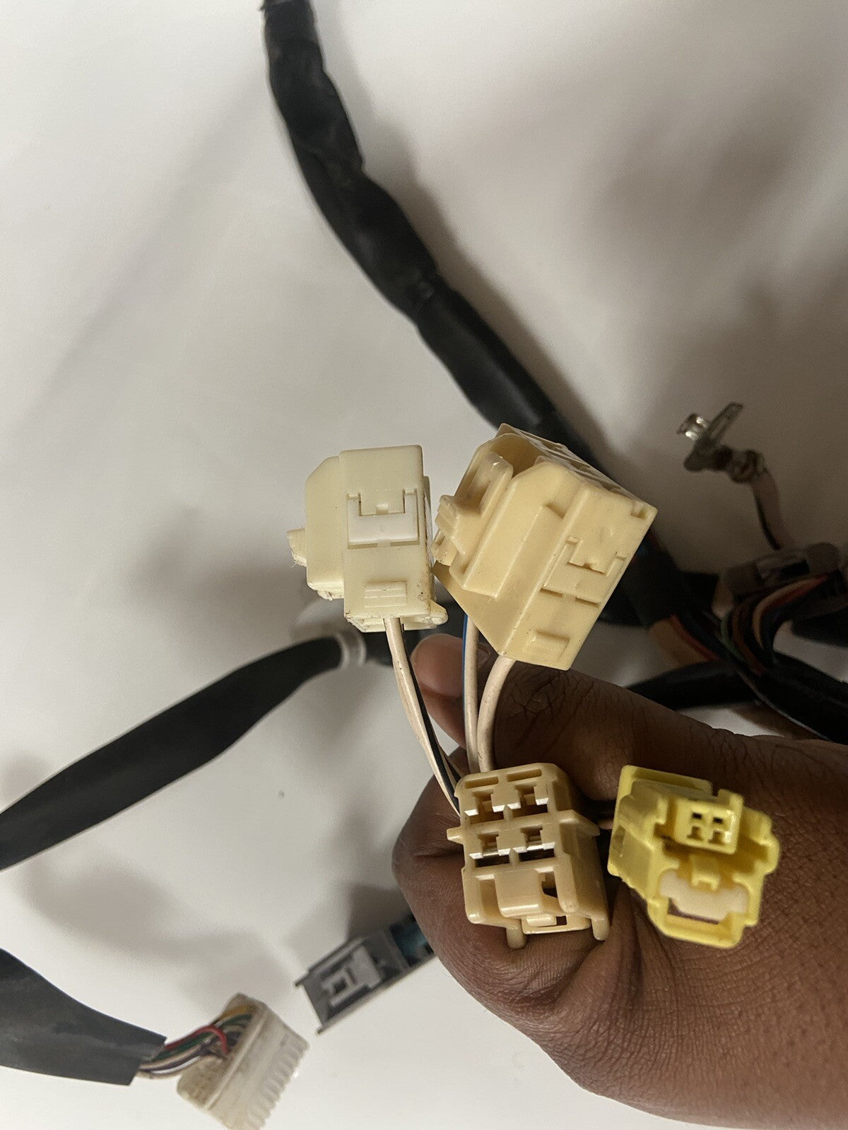 2011 Toyota Corolla Fuse Box And Complete Wiring Harness 8211602