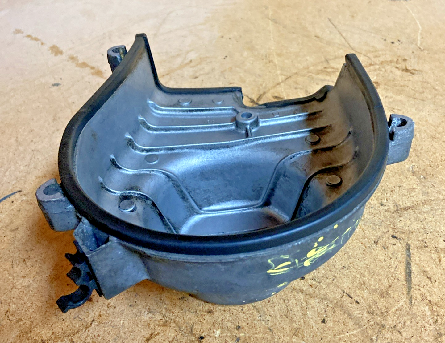 2001-2006 Lexus LS 430 Right Upper Engine Timing Cover OEM