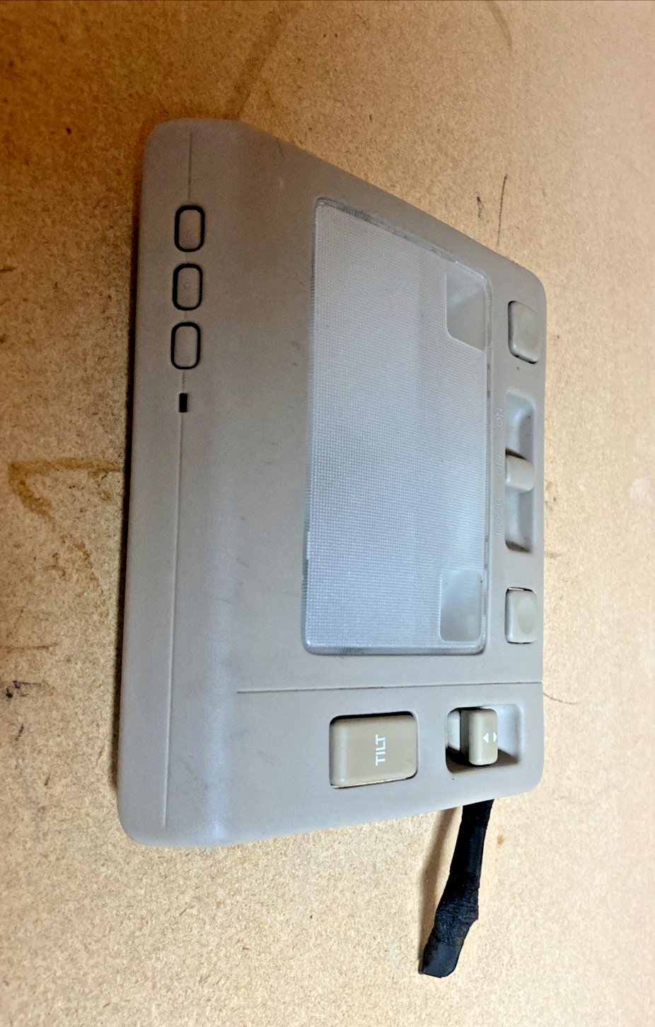 98-00 Lexus LS 400 Overhead Console w Dome Light and Sunroof Control Switches