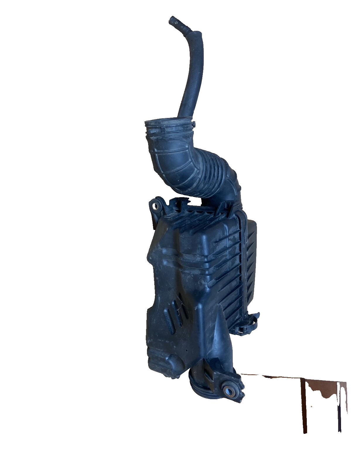11 - 16 HYUNDAI Veloster Air Cleaner 1.6L engine
