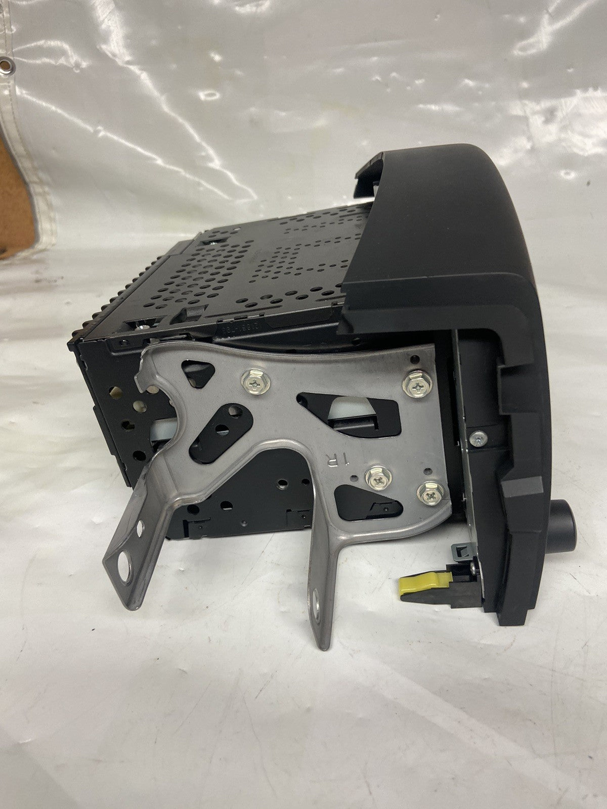 2006-2008 Toyota RAV4 AM FM CD radio receiver OEM 86120-42160