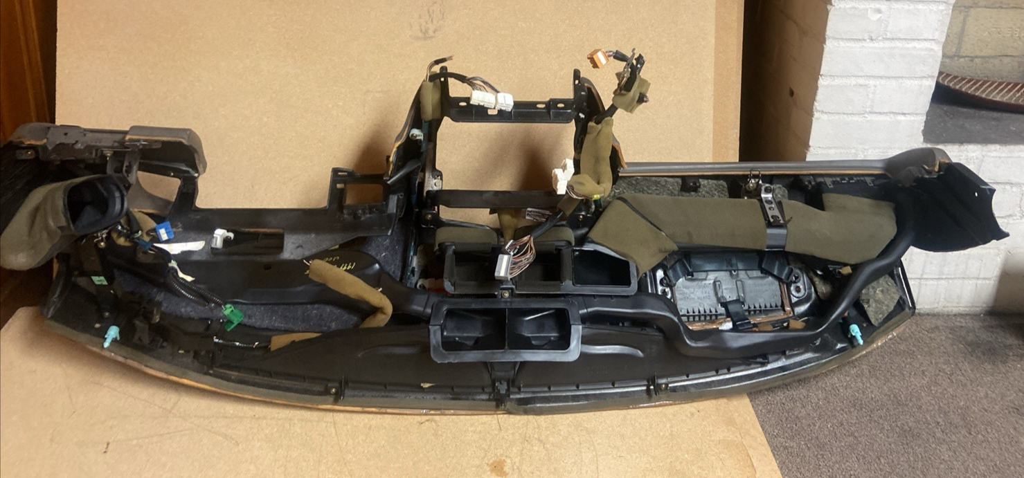 1998-2000 Lexus LS400 Front Interior Dashboard Instrument Panel OEM
