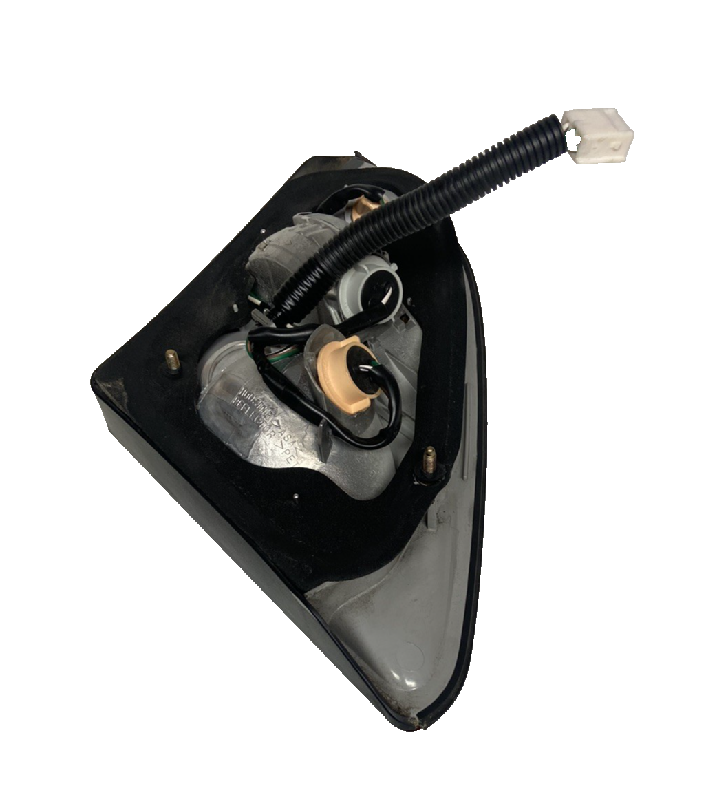 2001 - 2003 LEXUS OEM LS430 LUZ DE LA TAPA DEL MALETERO INTERIOR TRASERA LADO PASAJERO