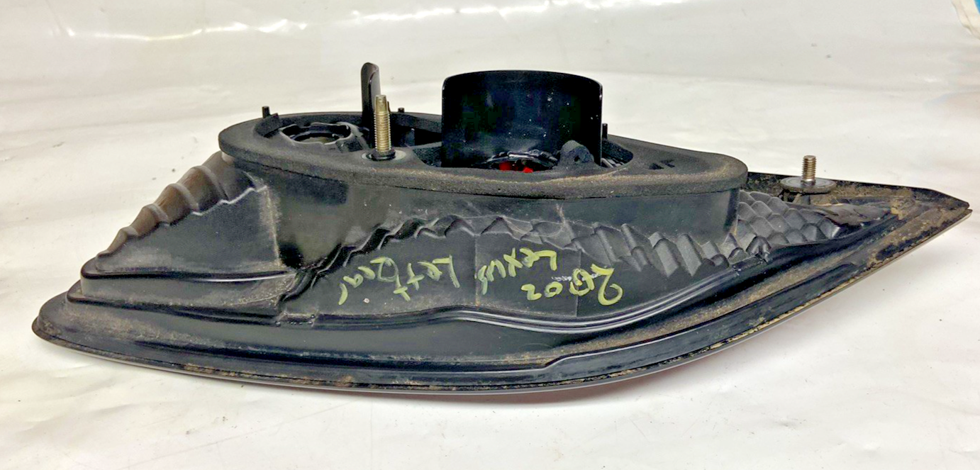 2002-2003 Lexus Es 300 Right Passenger Side Inner Tail Light