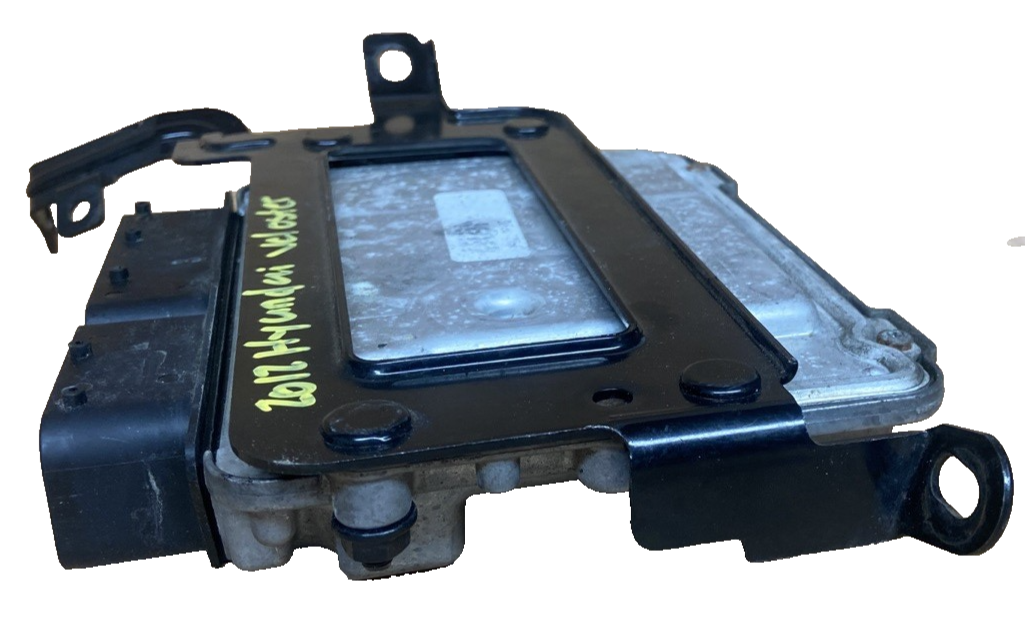 2012 Hyundai Veloster Engine Control Module ECM 39110-2bbh3