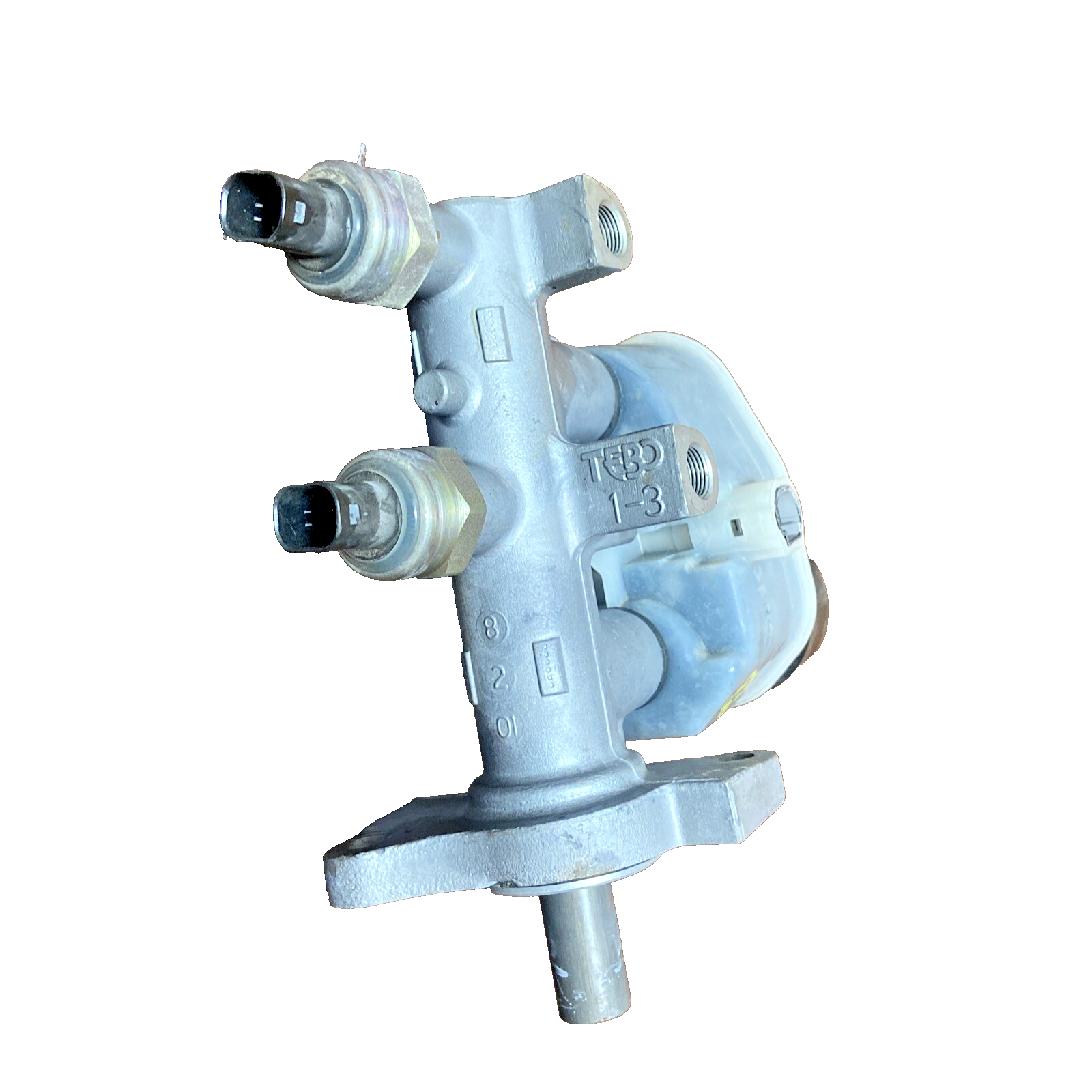 2003 Toyota Sequoia Brake Master Cylinder w/ Reservoir