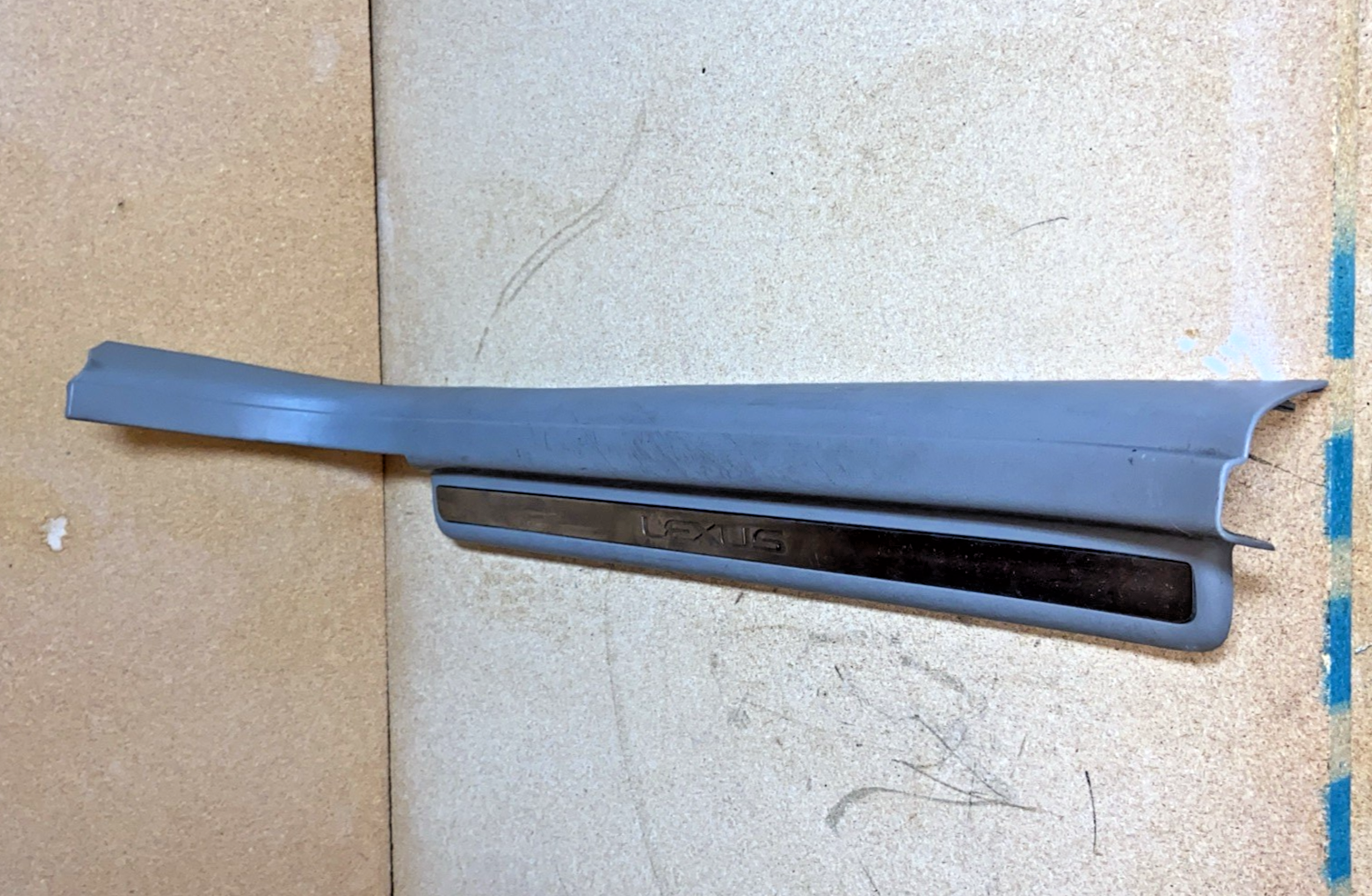 1995-2000 Lexus LS 400 LH Driver Side OEM Door Scuff Tread Plate 67914-50020