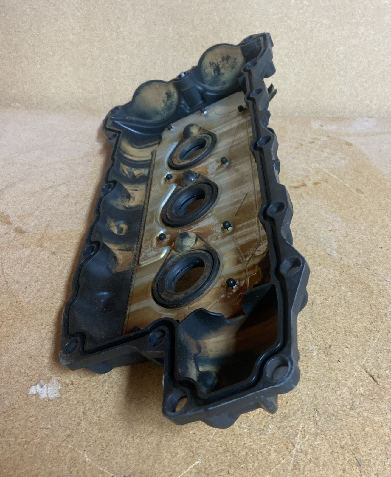 2012-2016 Chevy Impala Engine Left Side Valve Cover