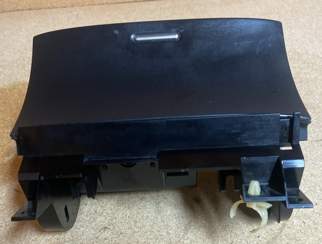 2006 Acura TSX Black Dash Storage Compartment With 12 V Lighter