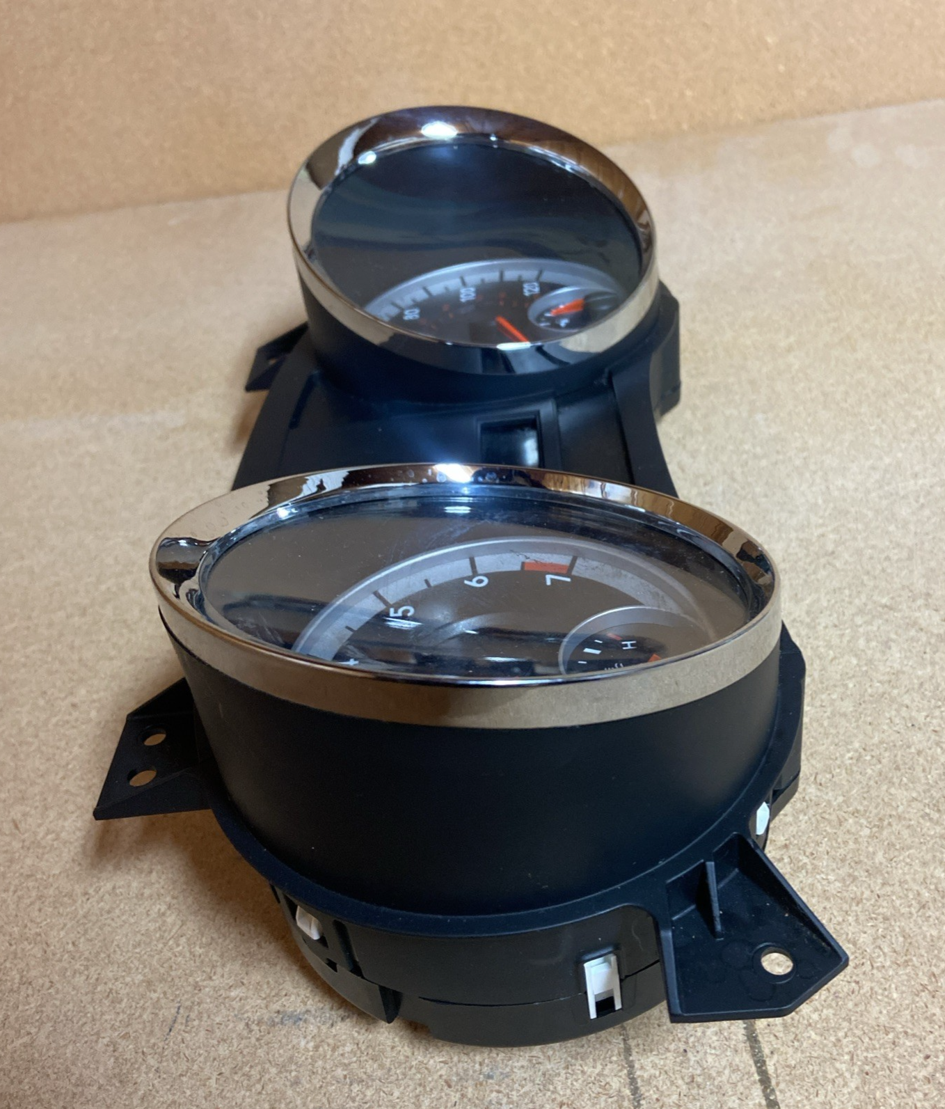 2011-2012 Dodge Grand Caravan Speedometer Instrument Cluster Gauge P68055681AG