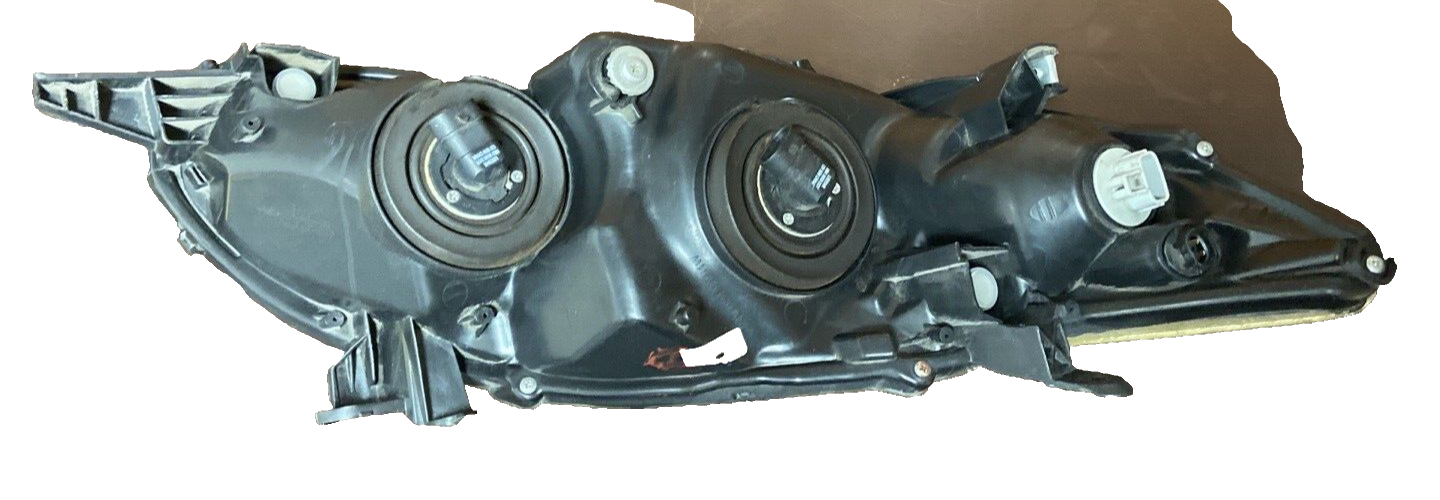 2011 Toyota Corolla Driver Headlight (Left) 180502M