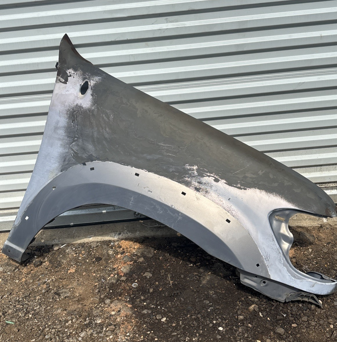 2001-2007 Toyota Sequoia Front Right Fender