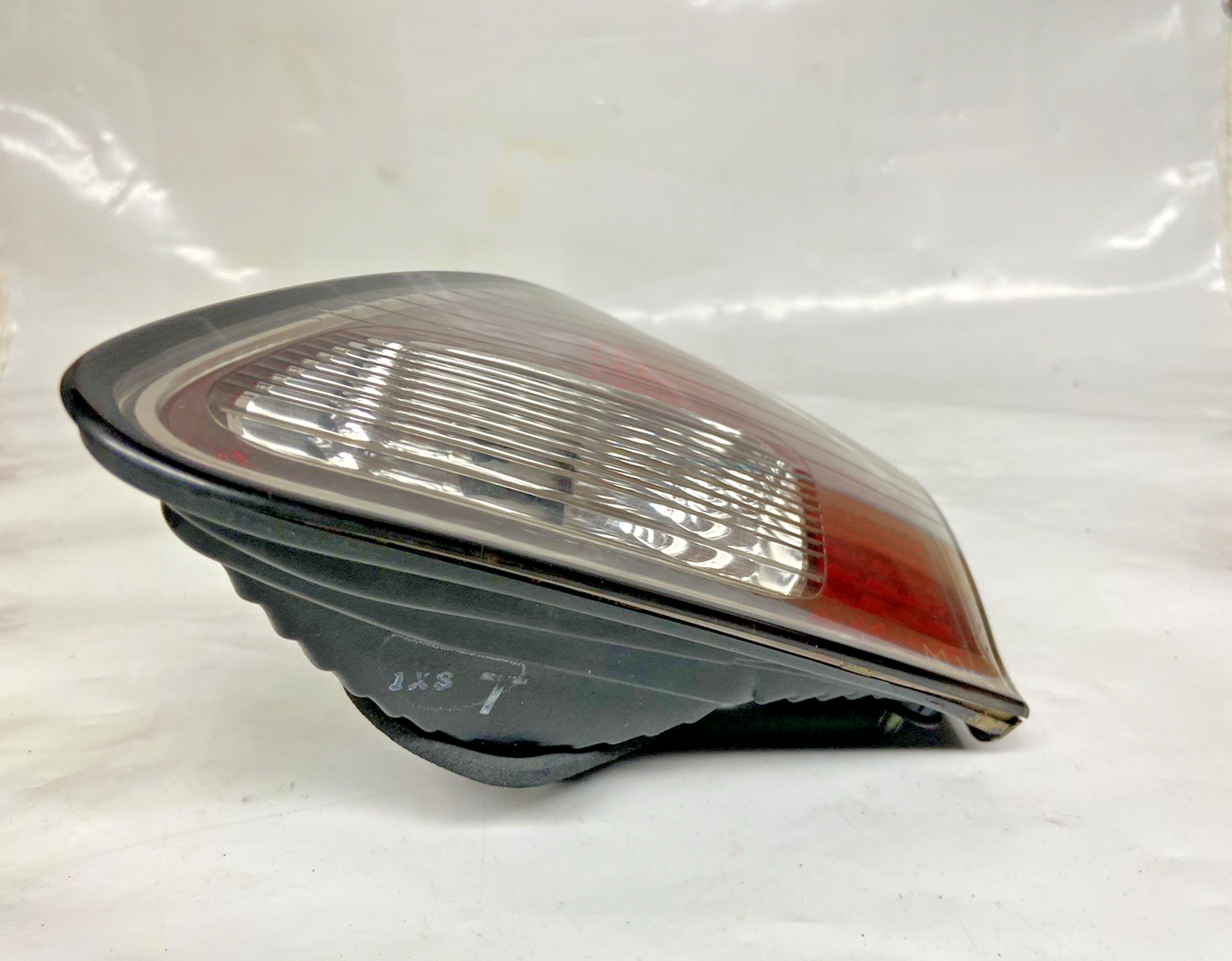2002-2003 Lexus Es 300 Right Passenger Side Inner Tail Light
