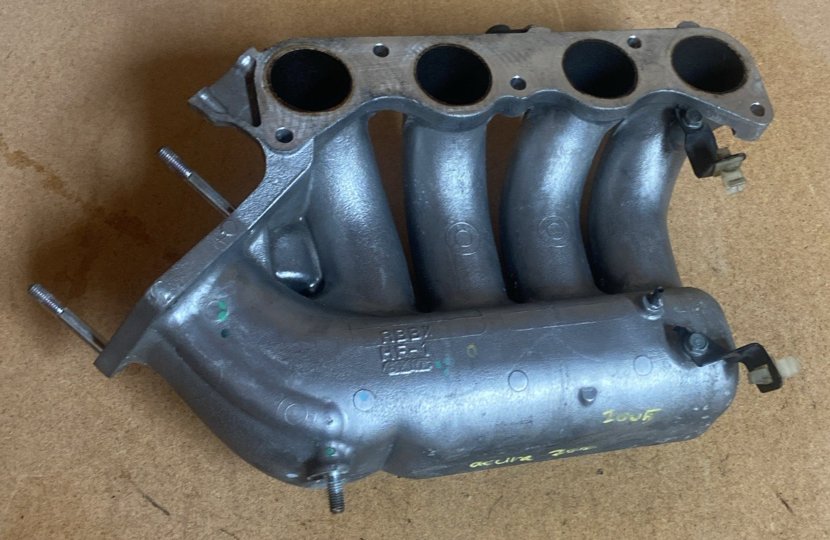 2006 Acura TSX Upper Intake Manifold 2.4 L 4 Cylinder