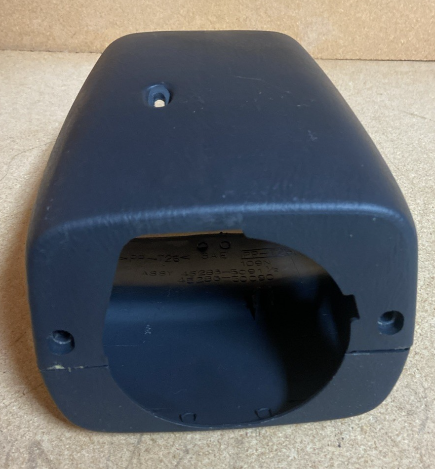 1995-2000 Lexus LS 400 Steering Column Cover 45286-50090