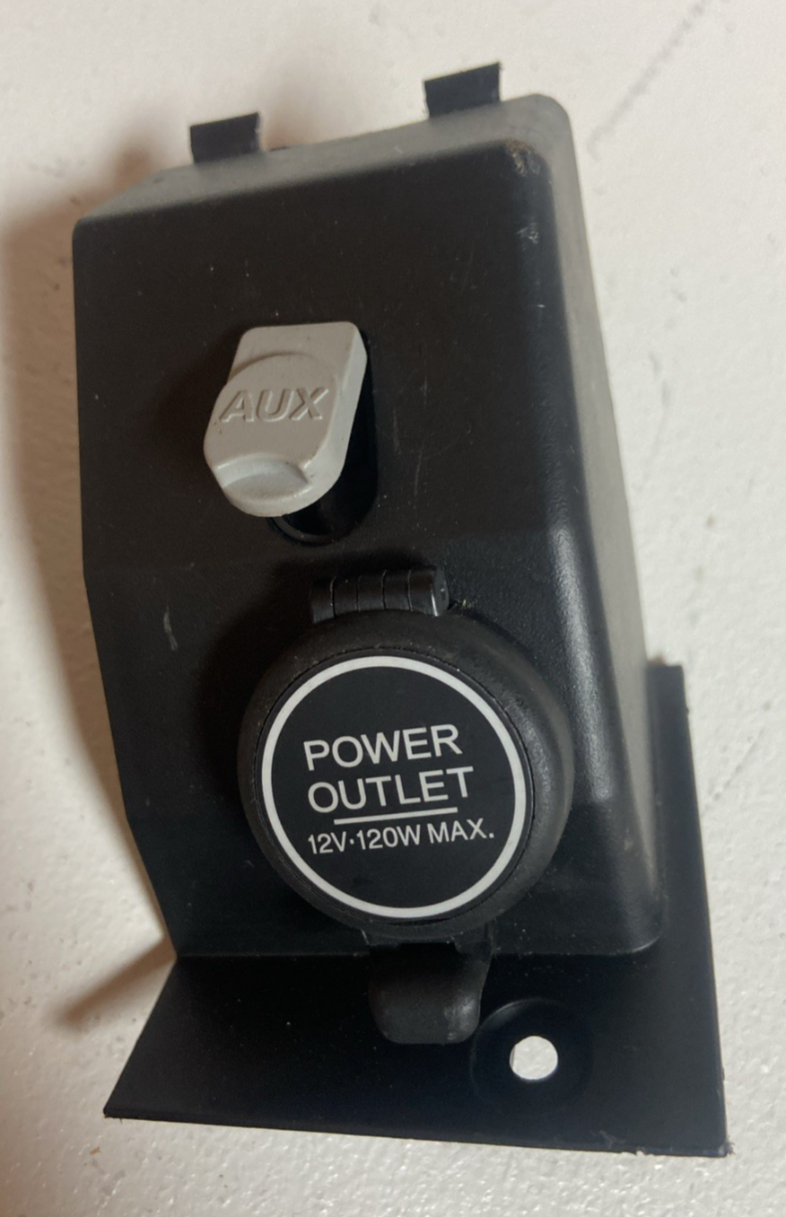 2006-2008 Acura TSX 12 V Auxiliary Power Socket Panel
