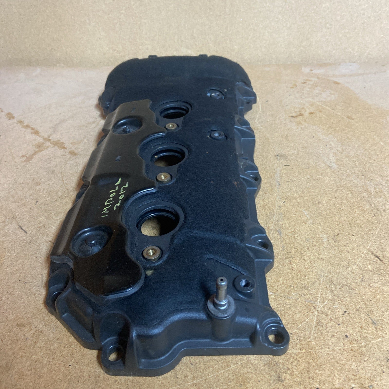 2012-2016 Chevy Impala Right Side Engine Valve Cover 3.6L