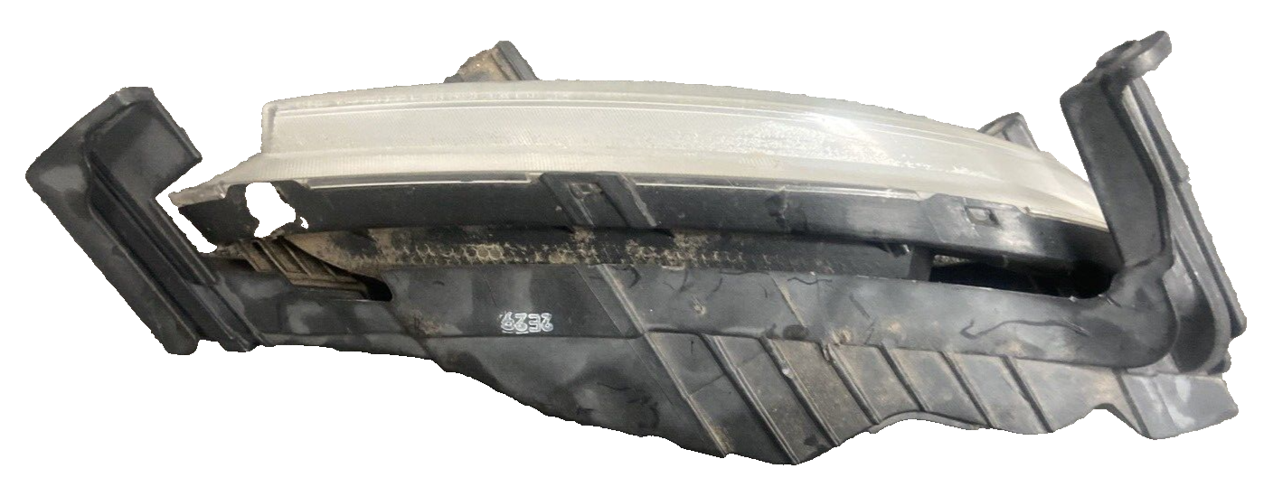 Fog Light- LHT00557 fits 2011-2013 right side ( passenger side) Hyundai Sonata