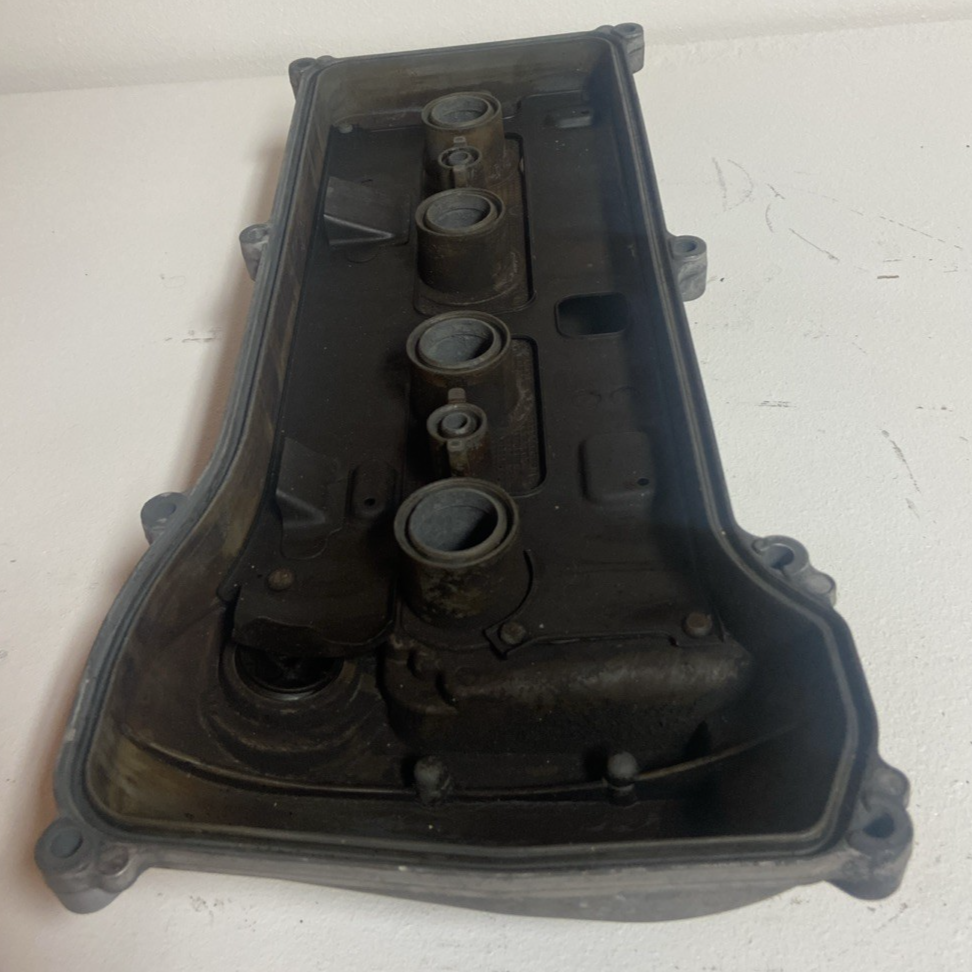 2002-2009 Toyota Camry Engine Valve Cover