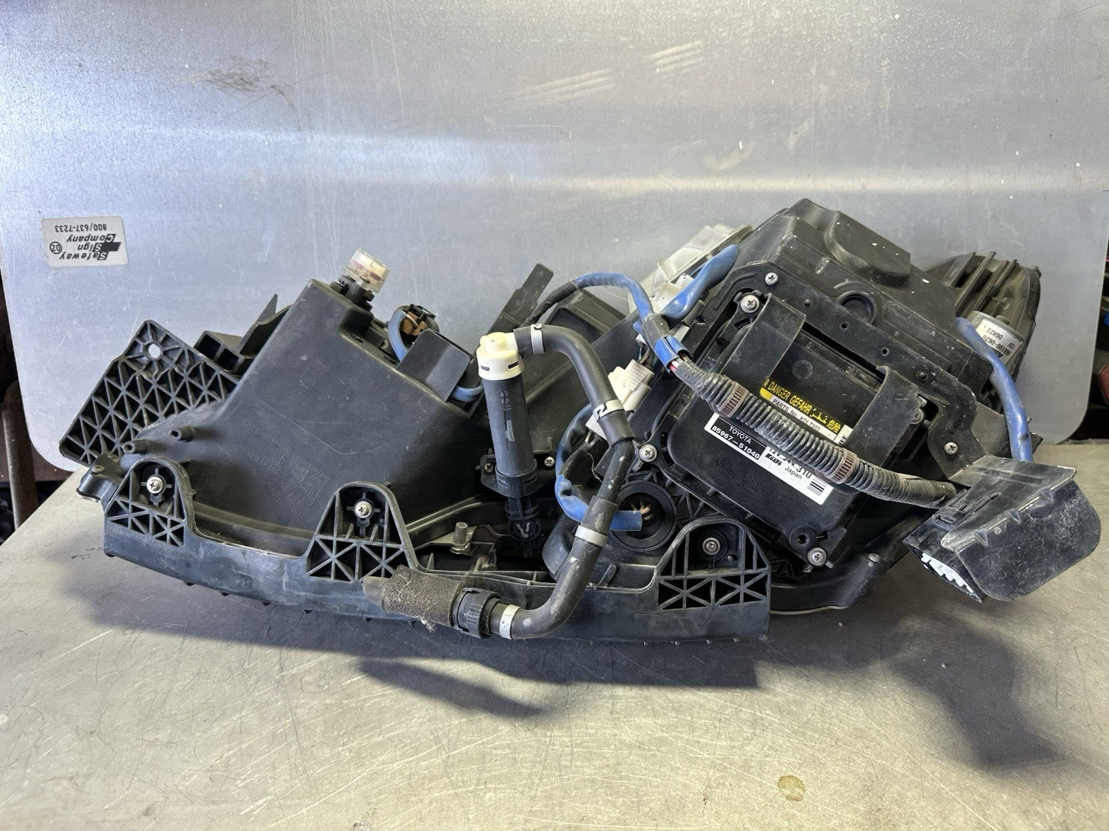 06 LEXUS GS300 GS430 Passenger Headlight Xenon HID With Washer OEM