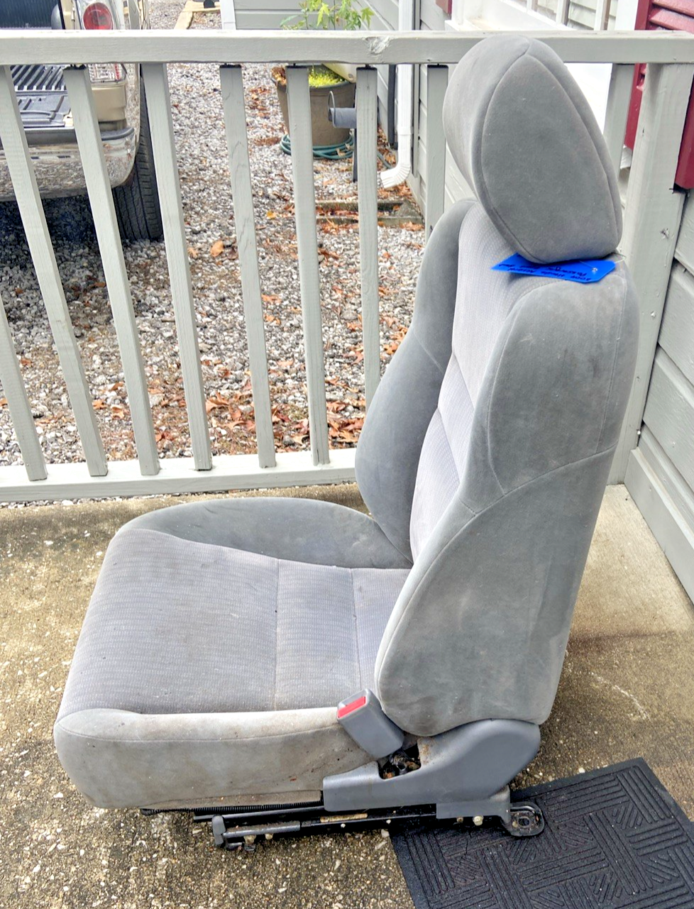 03-04 Honda Accord Right Front Passenger Seat Sedan Bucket Cloth Manual
