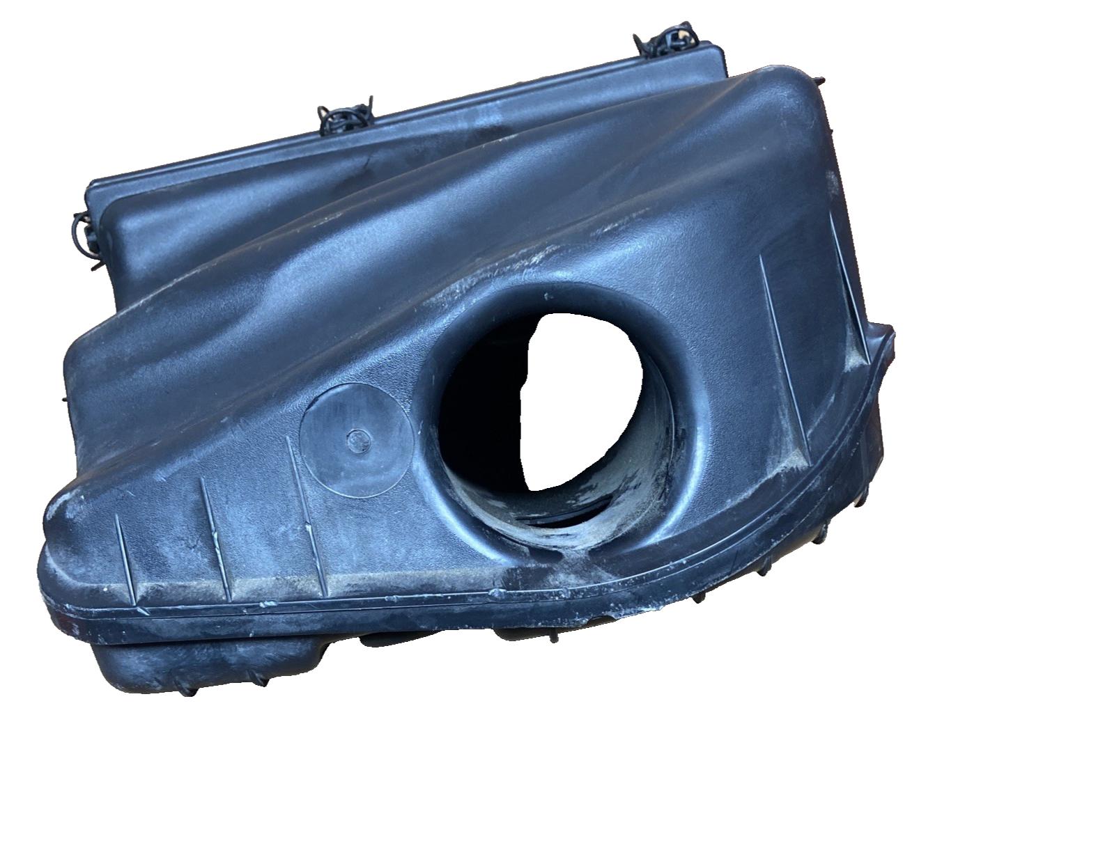 2012-2016 Chevy Impala Air Cleaner Box 22866477