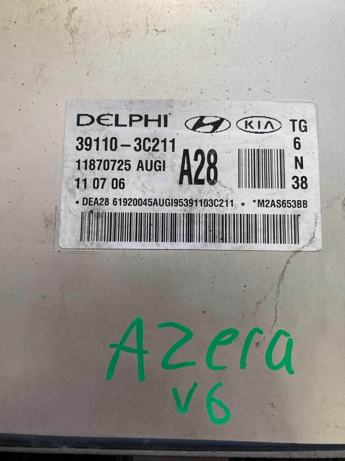 06-10 Hyundai Azera 39110-3C211 Computer Brain Engine Control ECU ECM EBX Module
