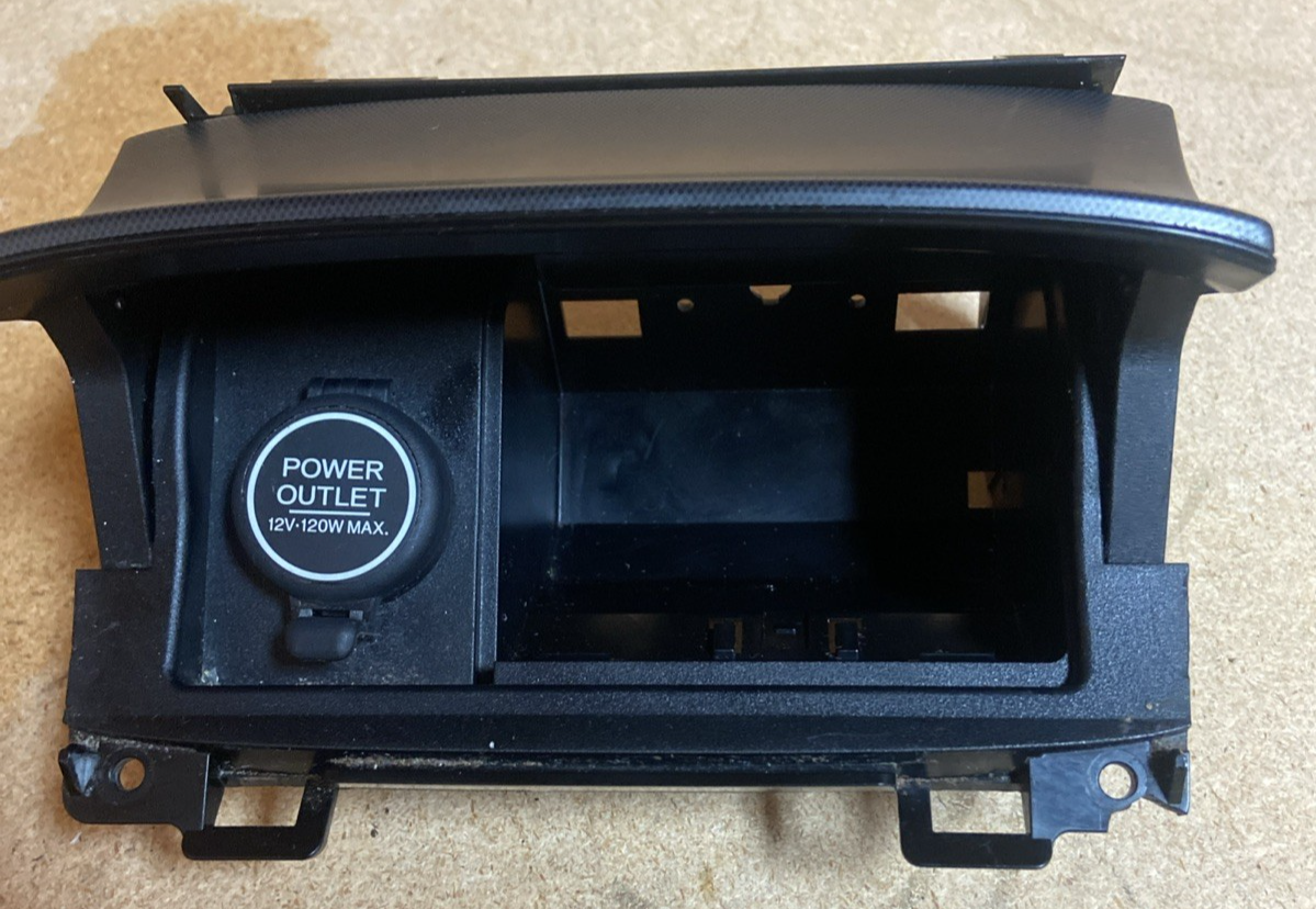 2006 Acura TSX Black Dash Storage Compartment With 12 V Lighter
